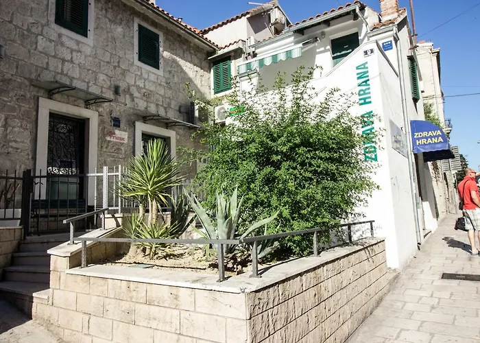 Apartments Kuca Mala