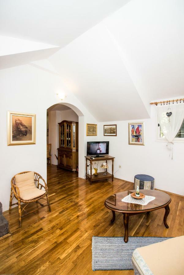 Apartament Kuca Mala Split